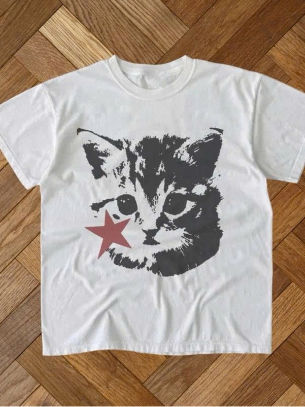 White Tee with Gray Kitten and Pink Star